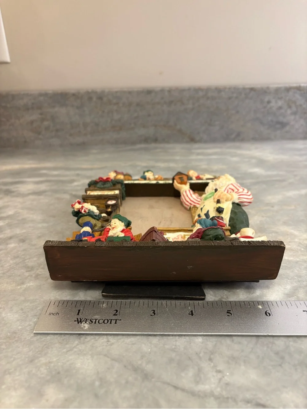 N/A santa workshop